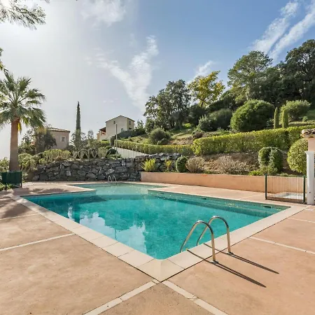 Holiday home Les Maisons Du Golf By Interhome *